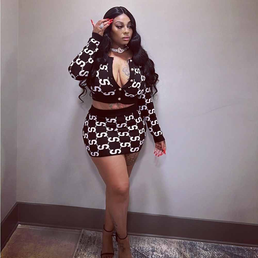 Two pice sweater skirt set